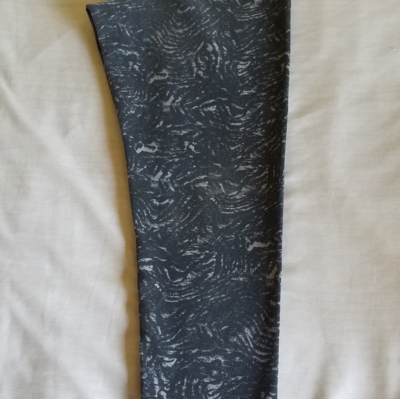 Tuff Athletics Active Yoga Tight Leggings - Picture 2 of 3